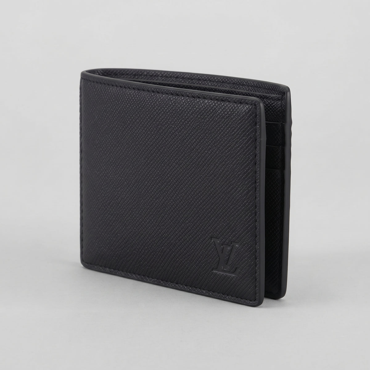 Men’s Black Bifold Wallet - Textured Finish, Slim Classic Design